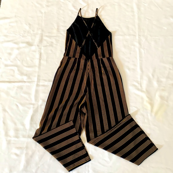 Dynamite Womens Sz. Small 3/4 Length One Piece Romper - Picture 1 of 5